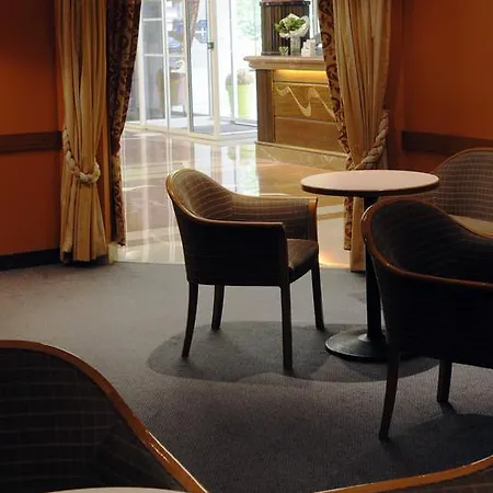 Bellagio Marne-la-vallee By Popinns Hotel 2*